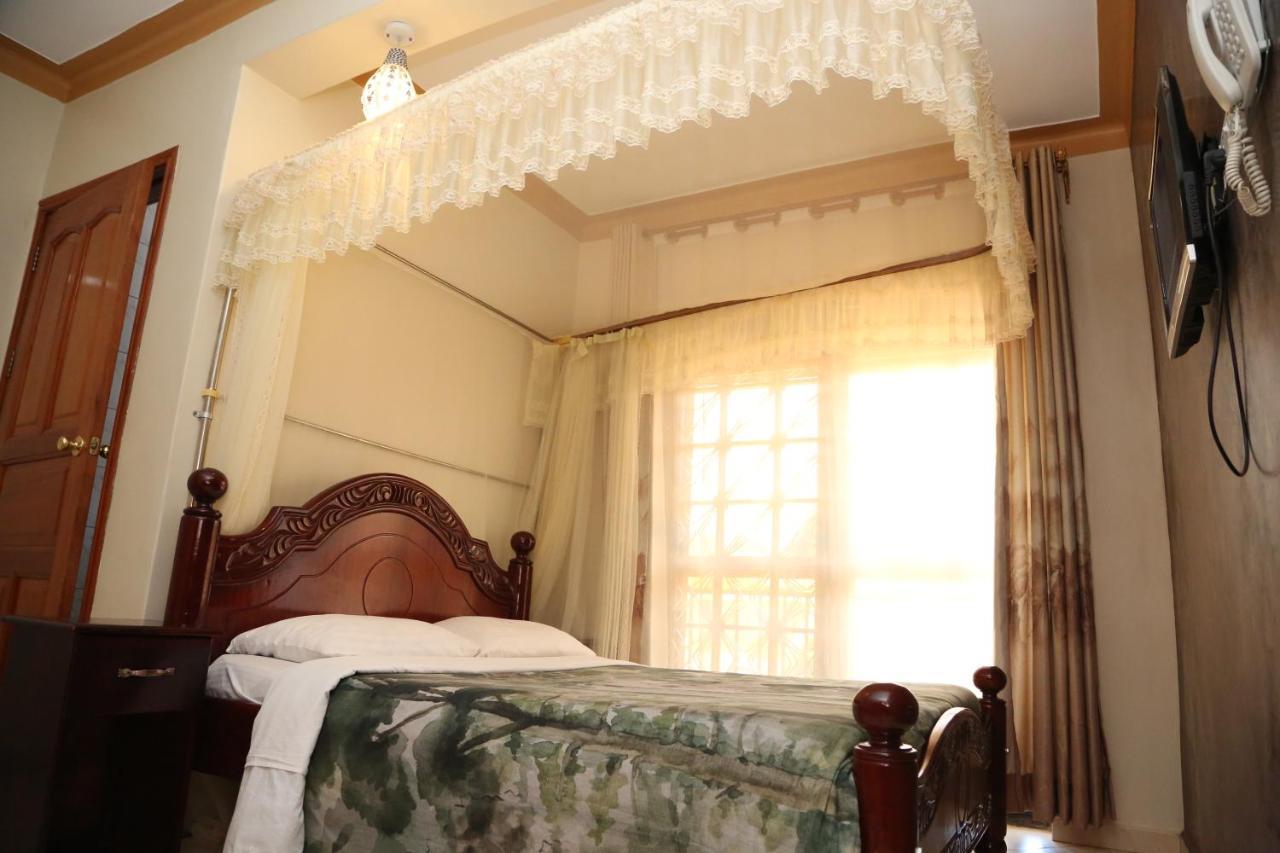 Harts Motel カンパラ エクステリア 写真